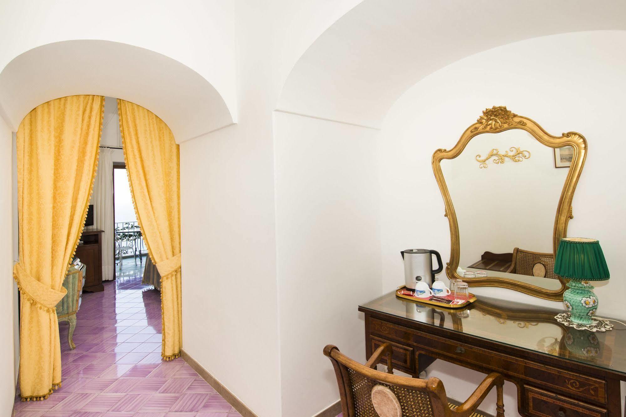 La Rosa Dei Venti Aparthotel Positano Exterior photo